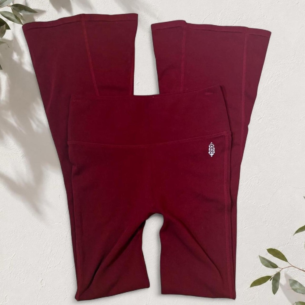 Free People Movement Burgundy Flare Leggings Ribbed Activewear Size M